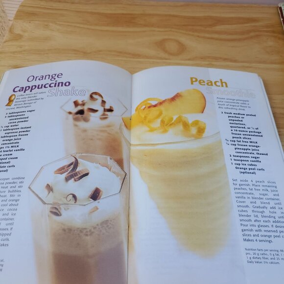 Set Of 5 Holiday Cookbooks Old-Fashioned Holidays Bake Sale Favorites & More - Picture 11 of 16